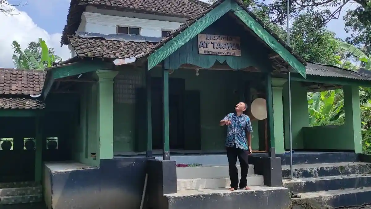 Musala Asaasut Taqwa: Tempat Beribadah yang Menyatukan Cilacap